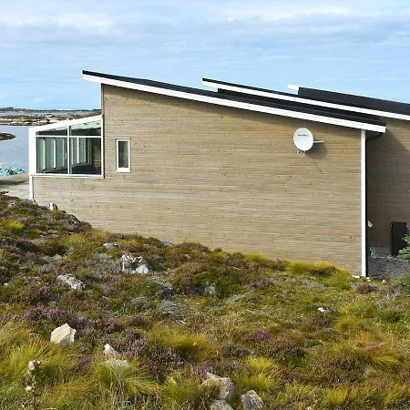 Iv Holiday home Dyrvik