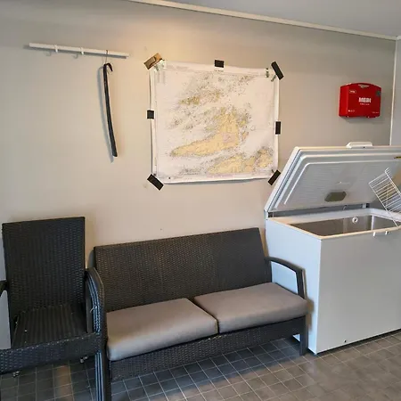 Casa de Férias 6 Person In Dyrvik