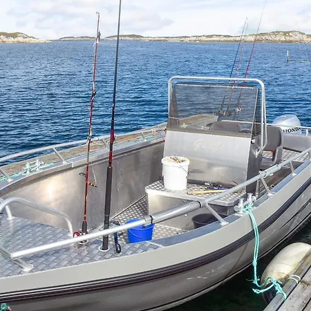 6 Person In * Dyrvik