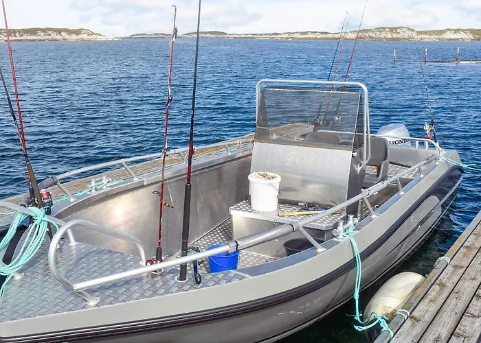 6 Person In * Dyrvik